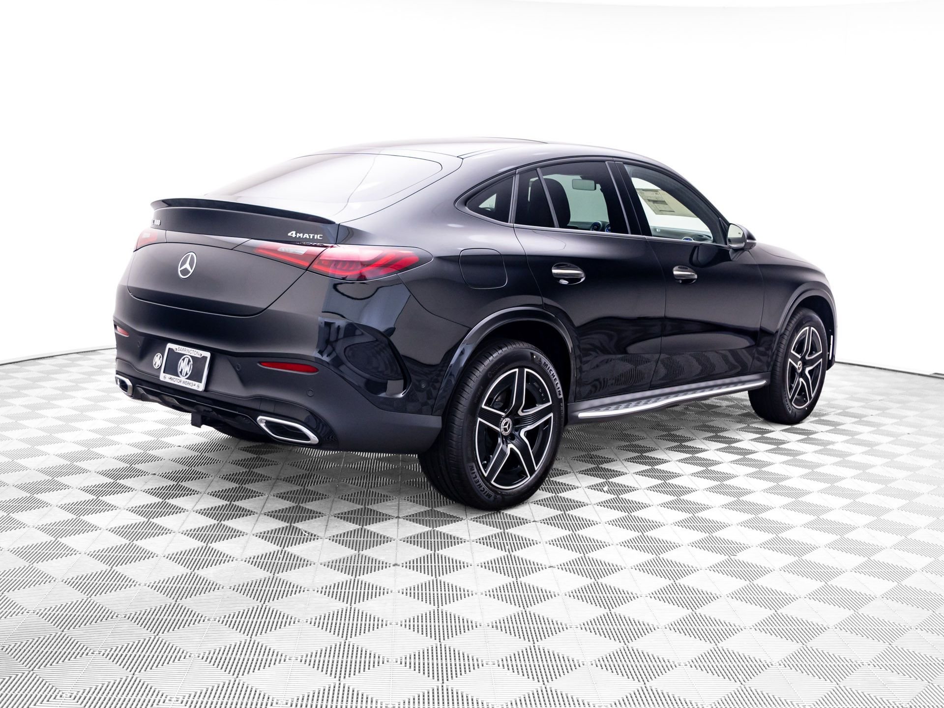 New 2027 Black Mercedes-Benz GLC 300 image 5