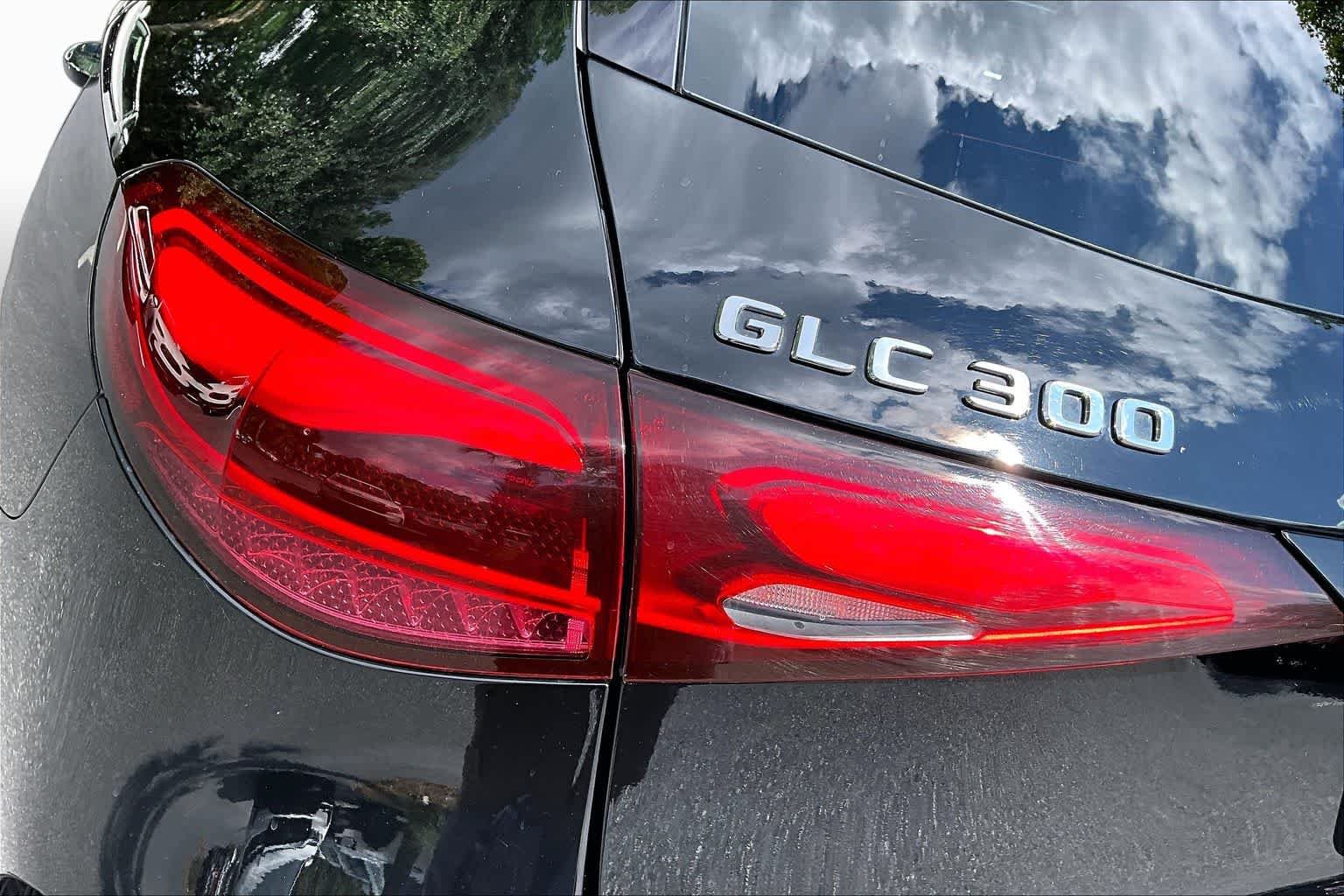 Certified Used 2024 BLACK Mercedes-Benz GLC 300 image 28