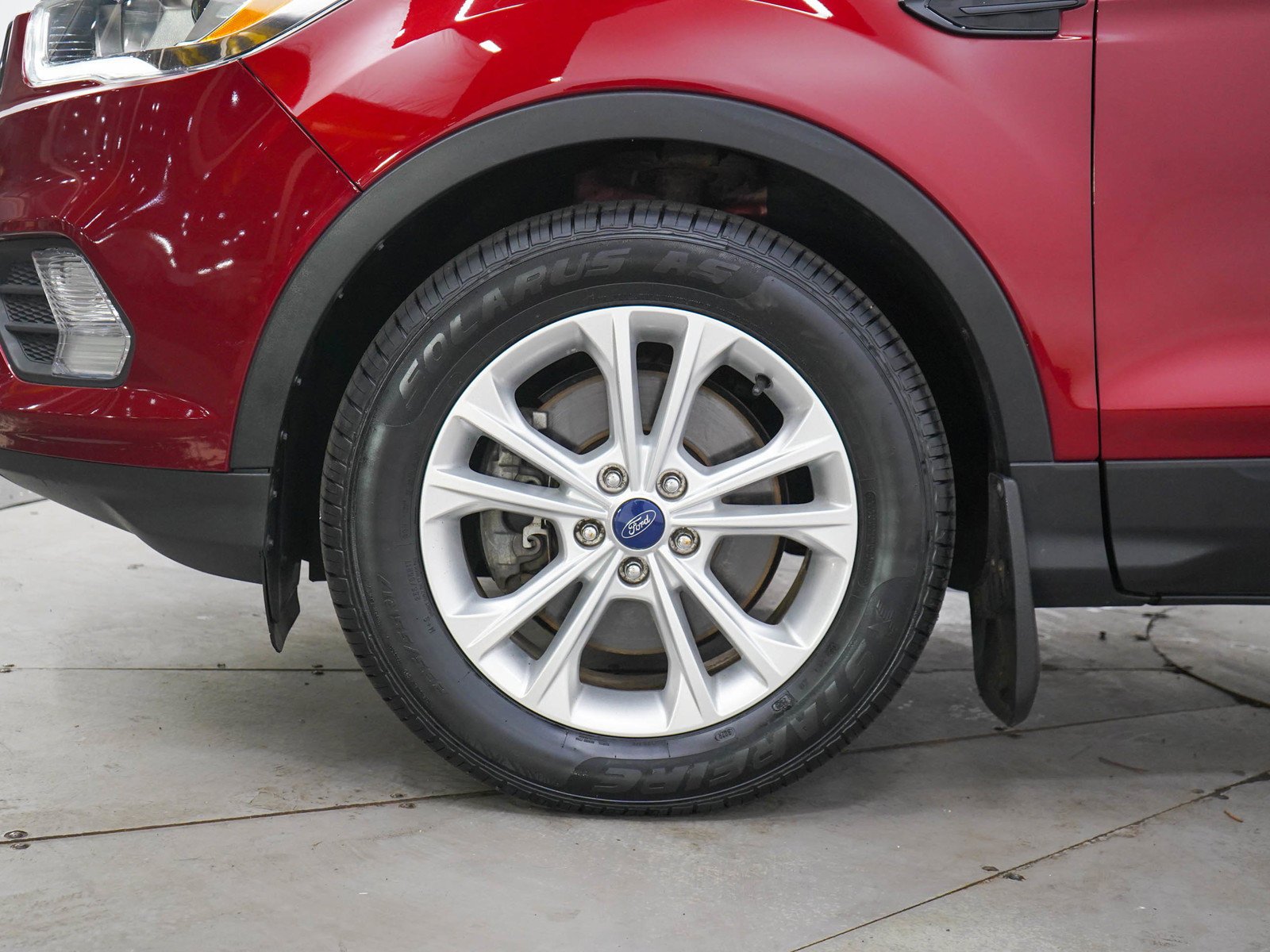 Used 2017 Ruby Red Metallic Ford SE image 29