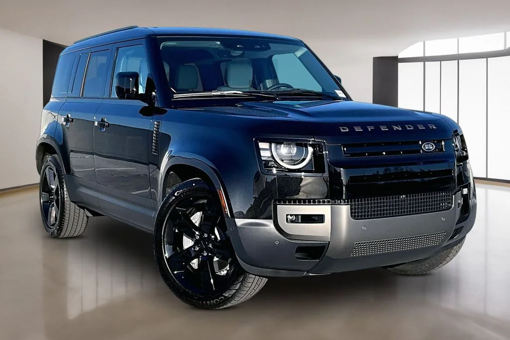 New 2026 Black Land Rover S image 2