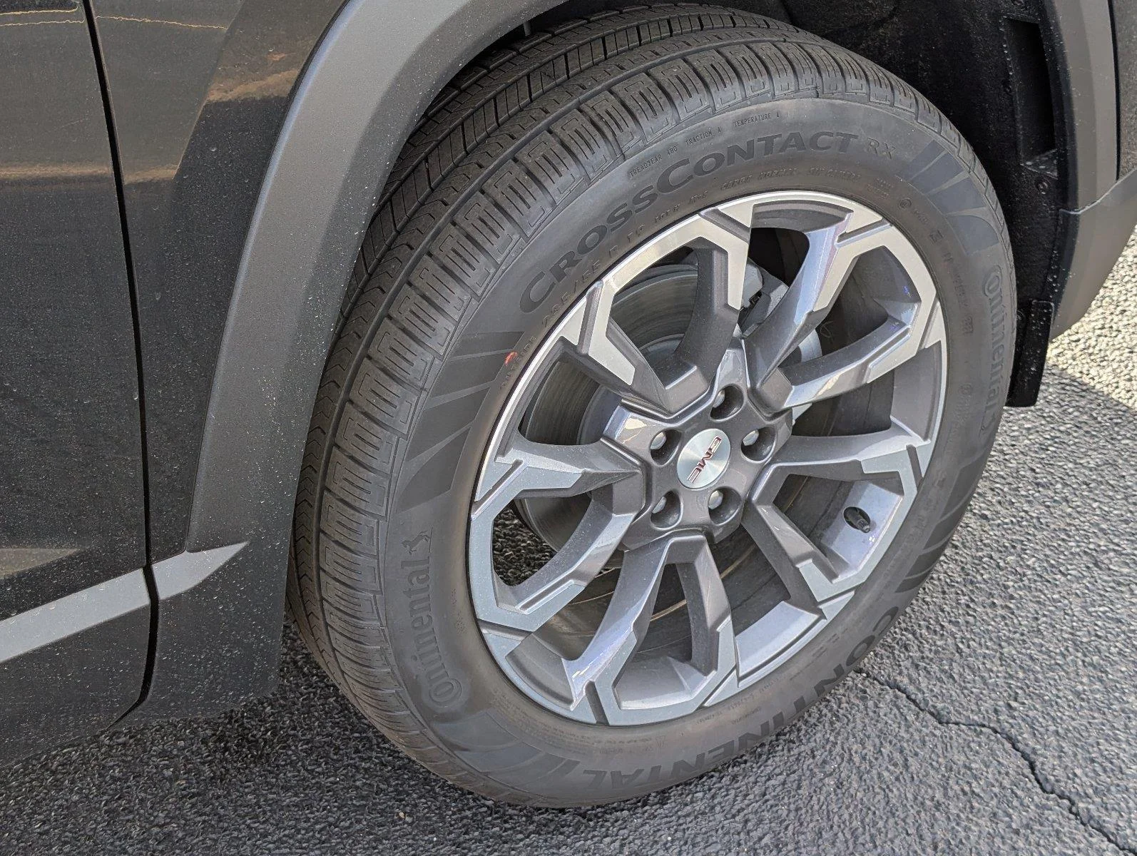 New 2027 Ebony Twilight Metallic GMC Elevation image 34