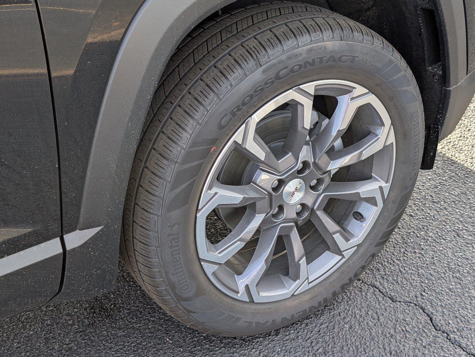 New 2027 Ebony Twilight Metallic GMC Elevation image 34