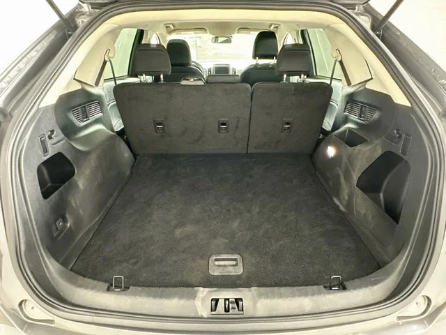 Certified Used 2022 Gray Ford SE image 22