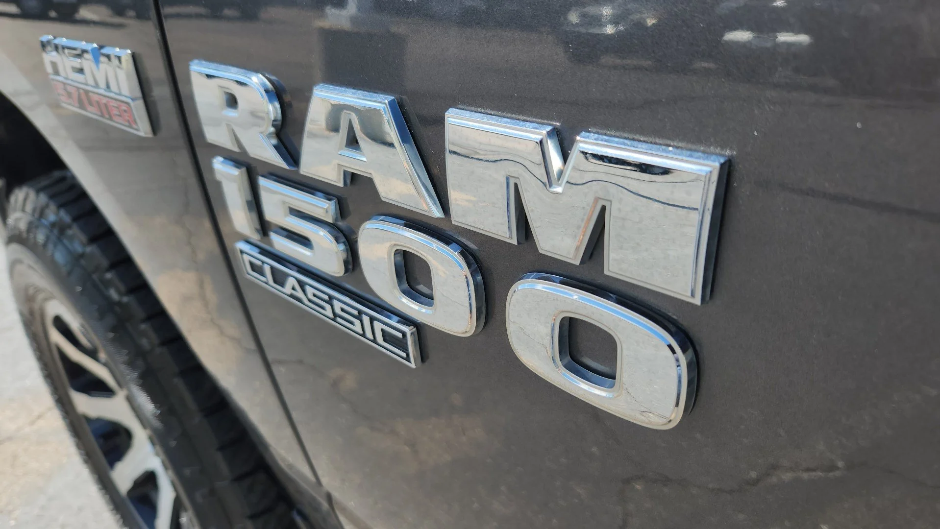 Certified Used 2019 Granite Crystal Clearcoat Metallic Ram SLT image 14