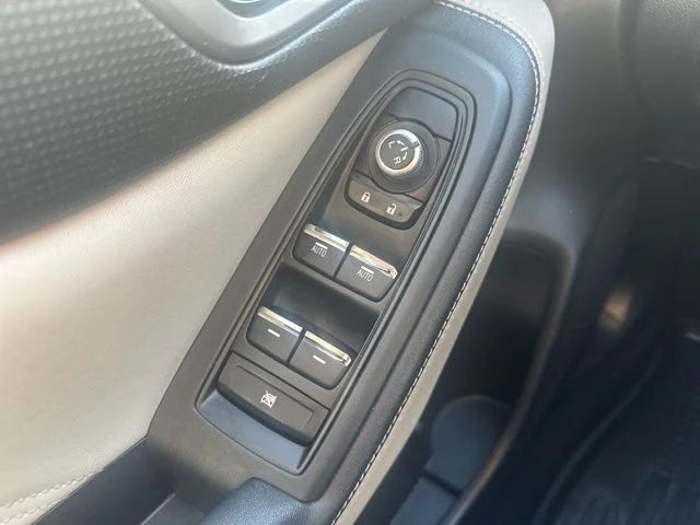 Used 2022 Green Subaru Limited image 18