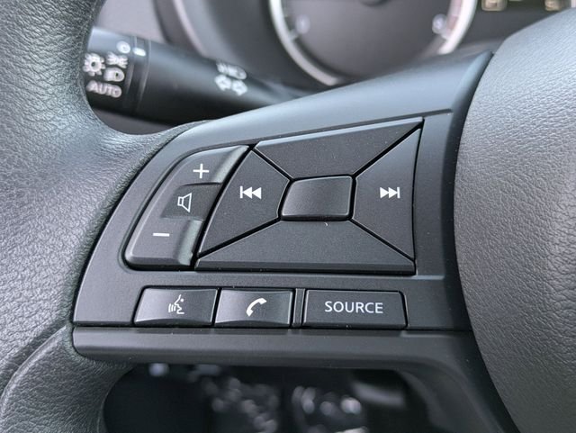 2025 Nissan KICKS PLAY Base - Photo 9