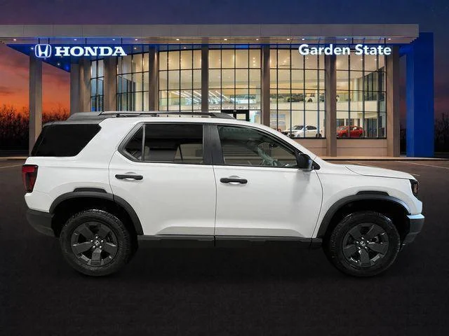 New 2026 White Honda AWD RTL image 7