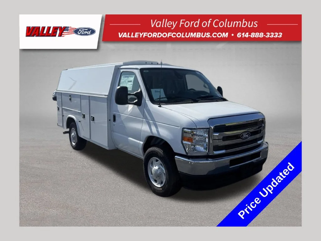 2026 Ford E-Series Cutaway Base
