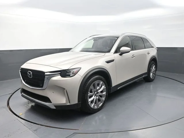 Used 2024 Silver Mazda 3.3 Turbo Premium image 3