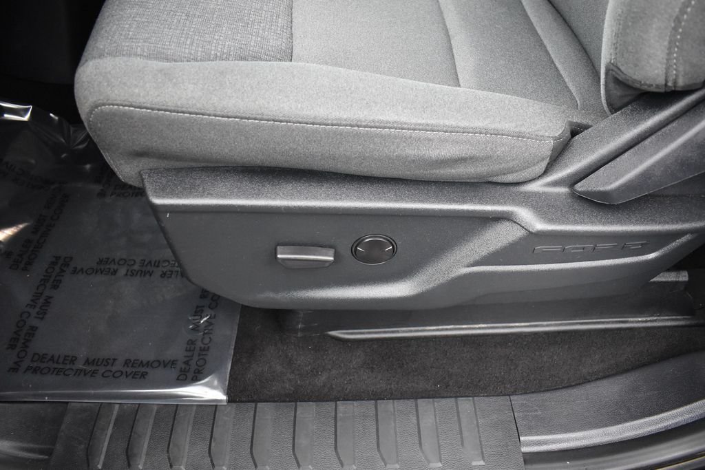 Used 2025 Black Ford XLT image 8