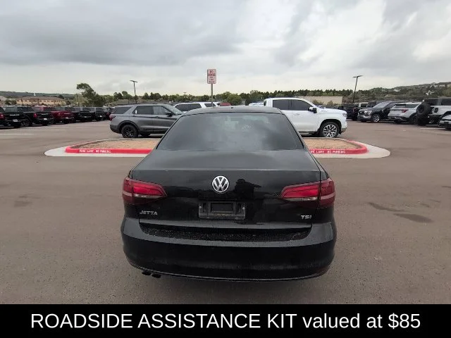 Used 2017 Black Volkswagen 1.4T S image 7