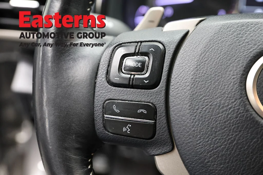 Used 2019 Silver Lexus 300 image 16