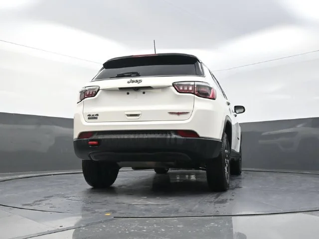 Used 2020 White Jeep Trailhawk image 36