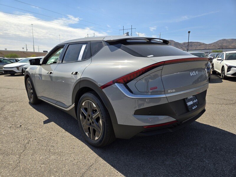 New 2026 Gray Kia Light image 4
