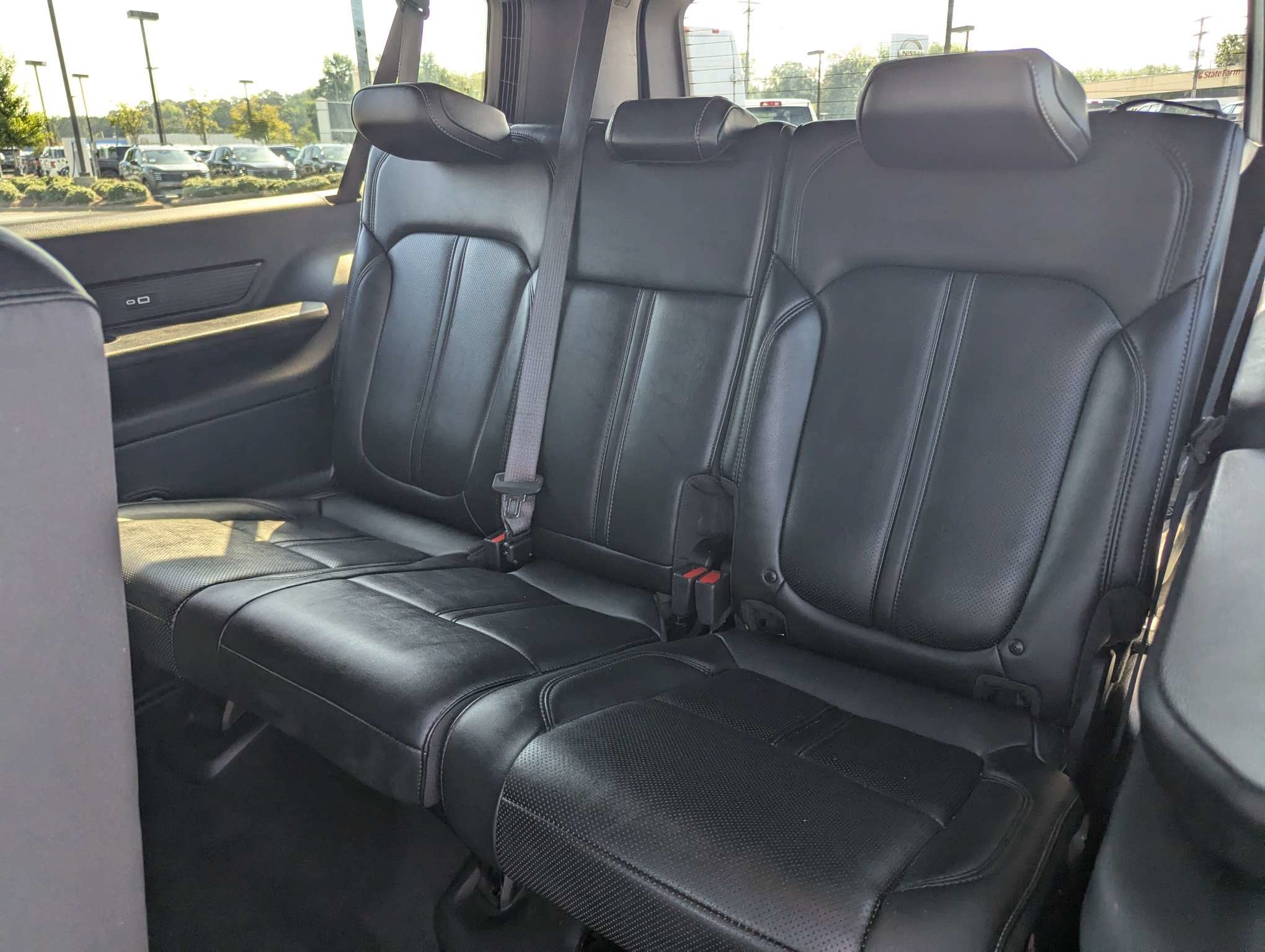 Used 2024 White Jeep Series II image 12
