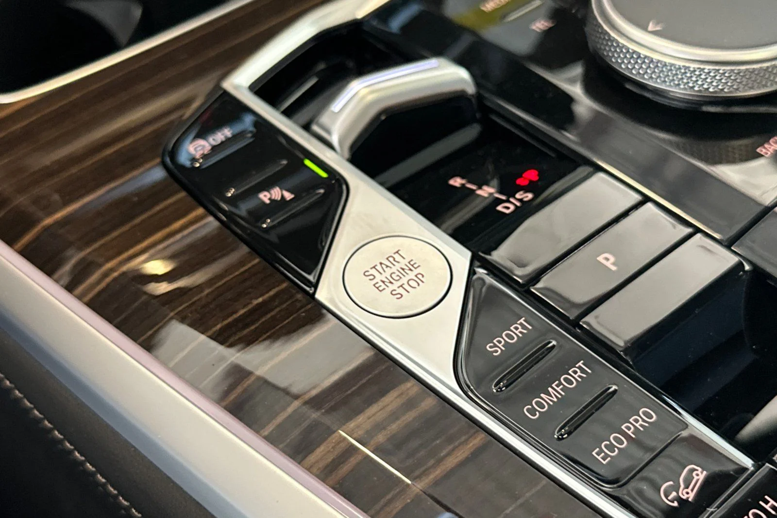 New 2026 Alpine White BMW xDrive40i image 20
