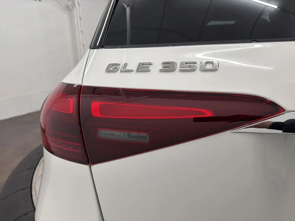 Used 2026 White Mercedes-Benz GLE 350 image 11