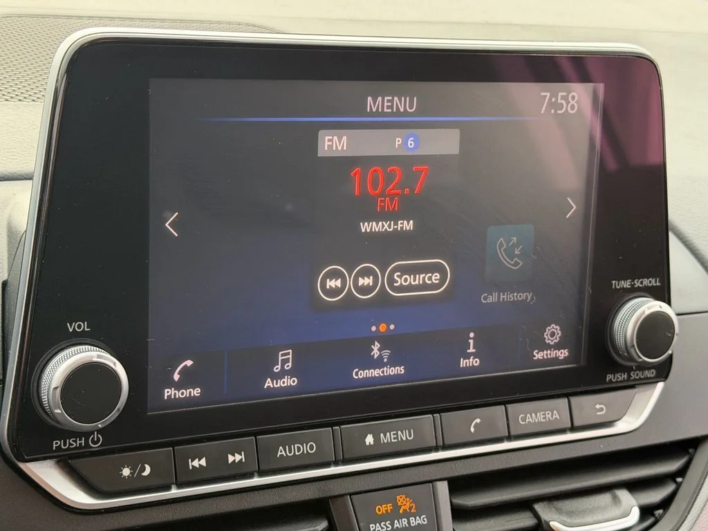 Certified Used 2025 Gray Nissan 2.5 SR image 19