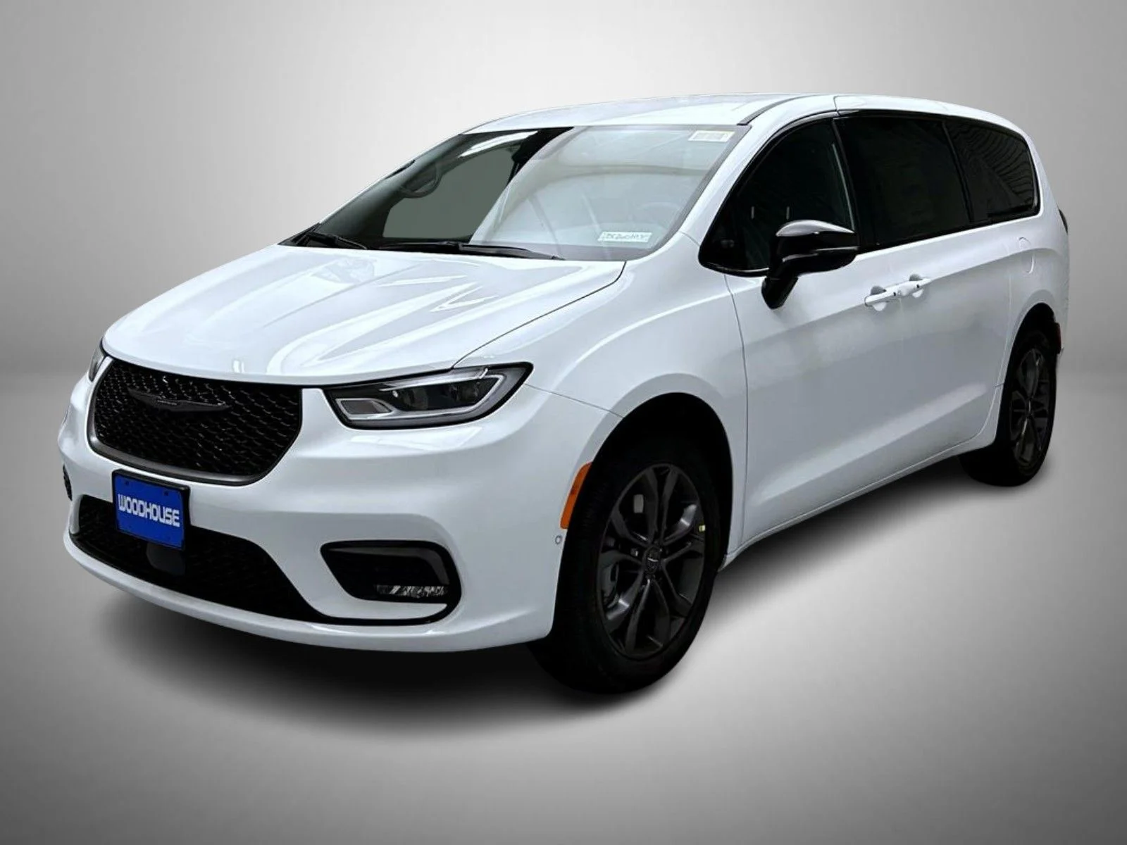 2026 Chrysler Pacifica Select AWD's photo