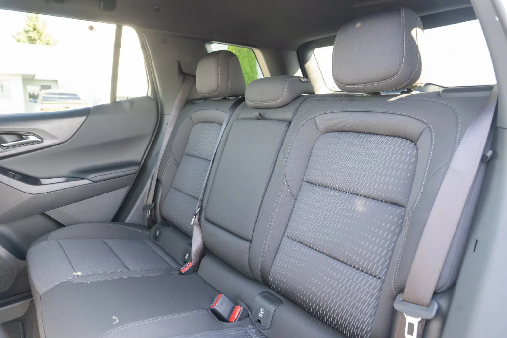 2027 Chevrolet Equinox LT - Photo 25