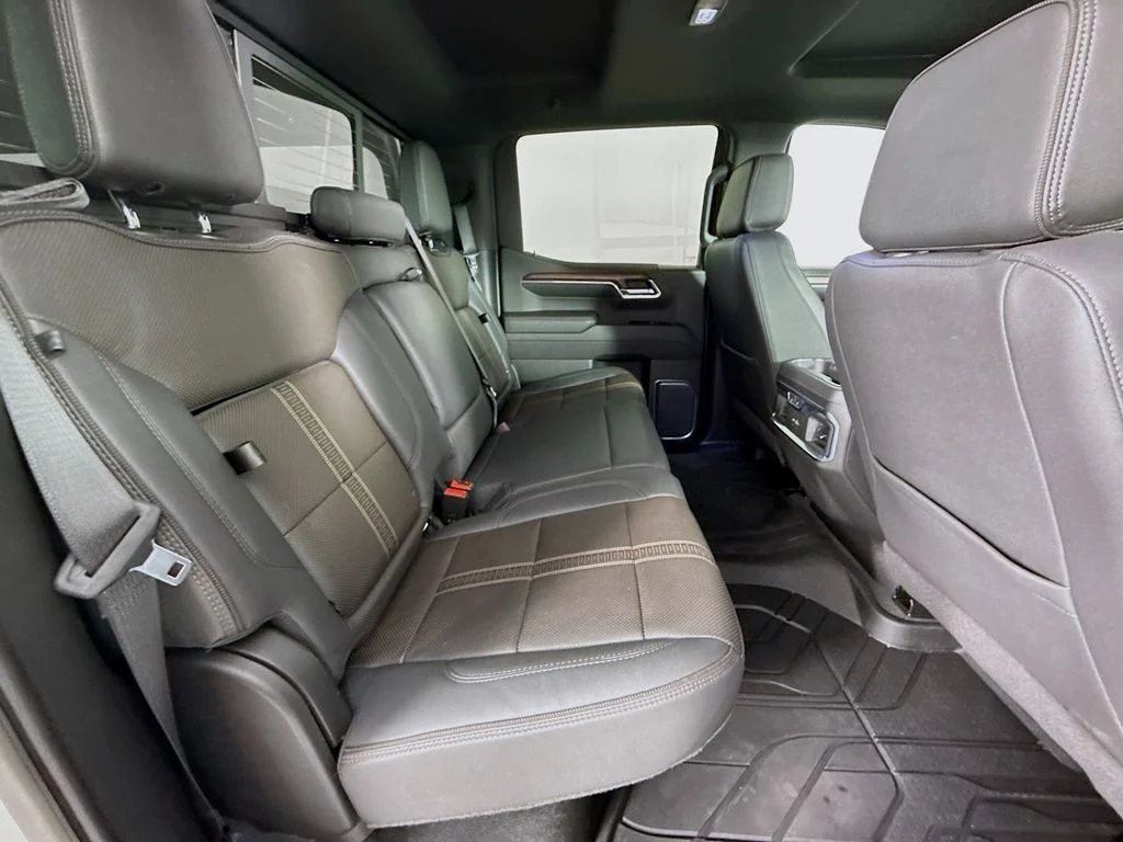 Used 2023 Beige Chevrolet High Country image 21