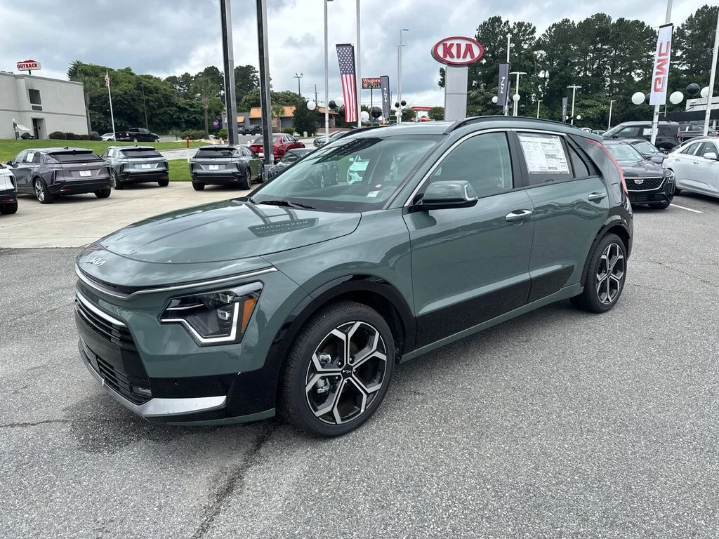 New 2025 Green Kia SX Touring image 7