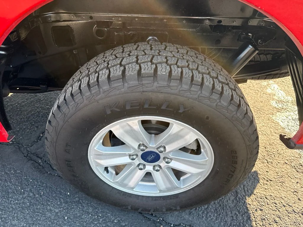 Used 2018 Race Red Ford XLT image 11