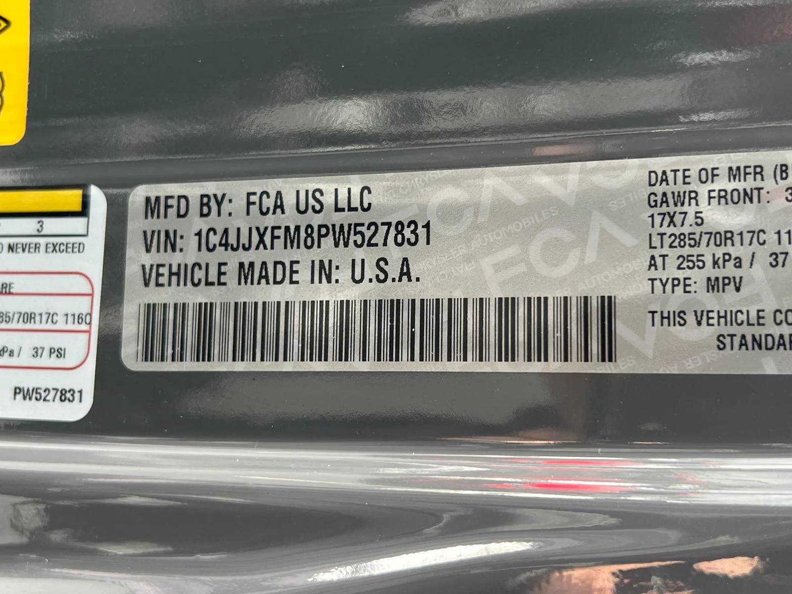 Used 2023 Sting-Gray Clearcoat Jeep Rubicon image 34
