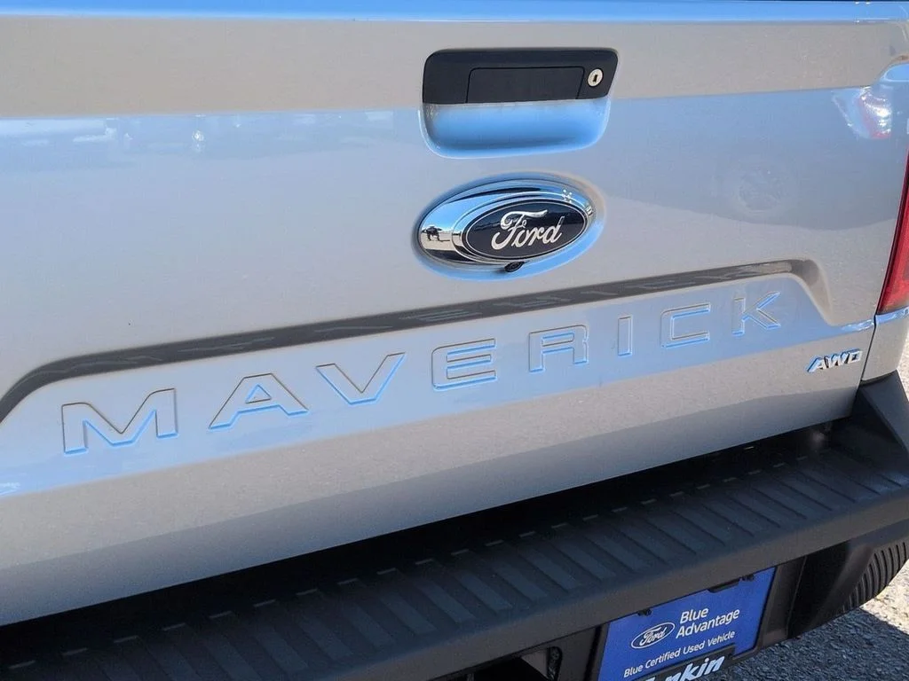Used 2024 Silver Metallic Ford XLT image 25
