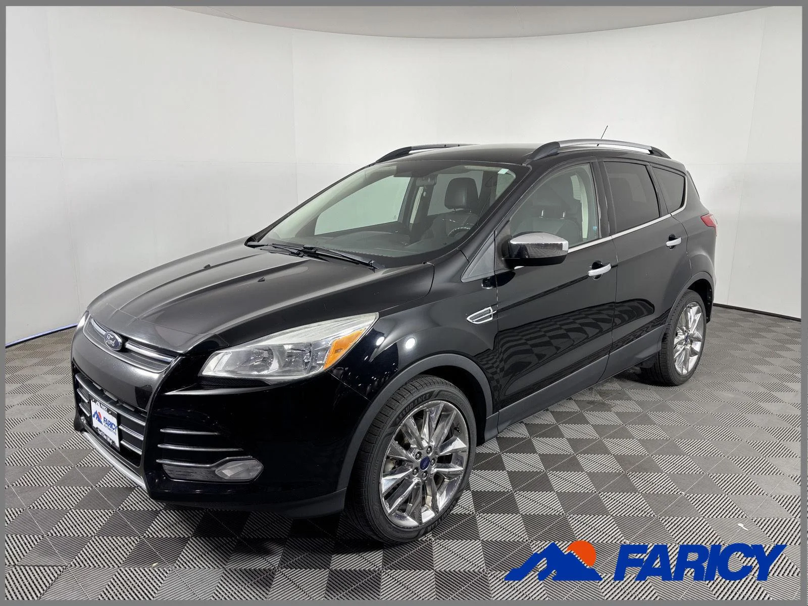 Used 2016 Shadow Black Ford SE image 1