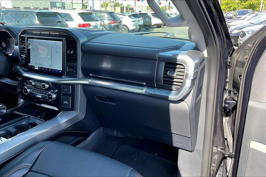 Used 2022 Blue Ford Lariat image 15