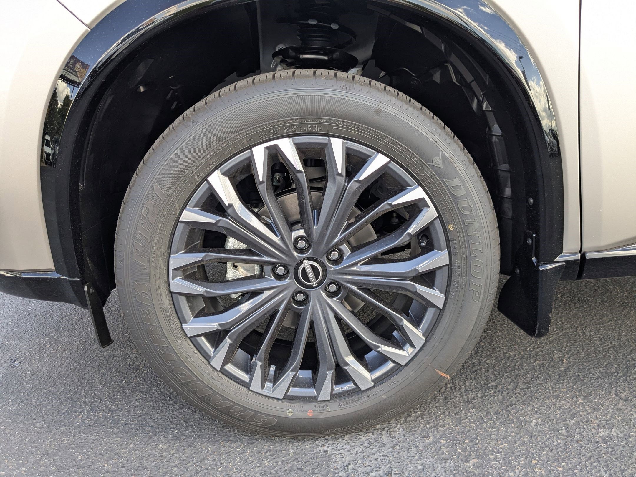 2026 Nissan Rogue Platinum - Photo 17