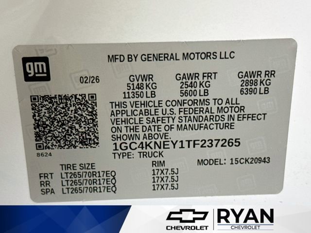New 2026 Summit White Chevrolet LT image 32