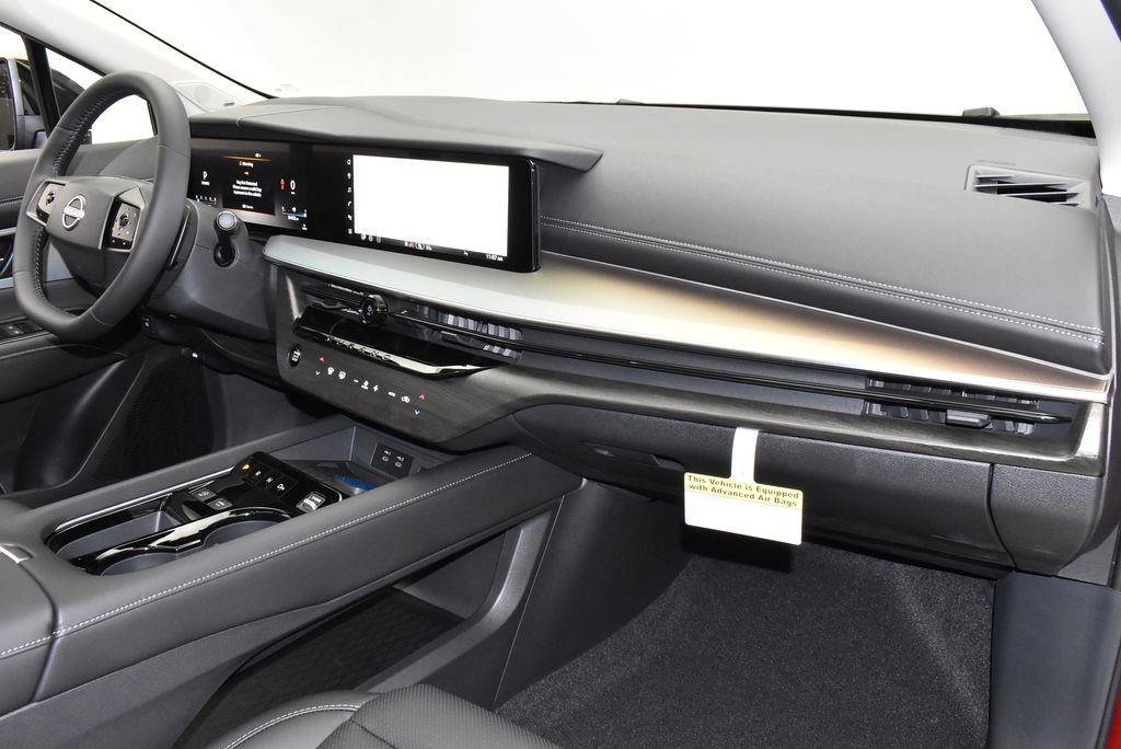 New 2026 Scarlet Ember Tintcoat Nissan SL image 30