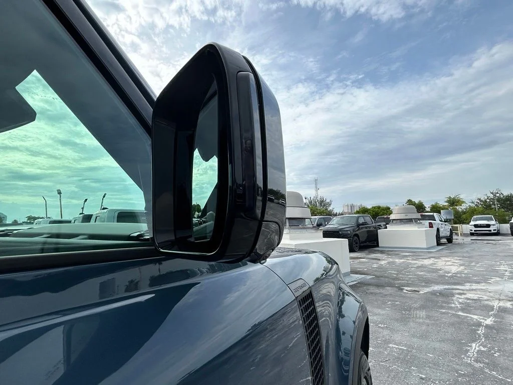 Used 2024 Blue Land Rover S image 38
