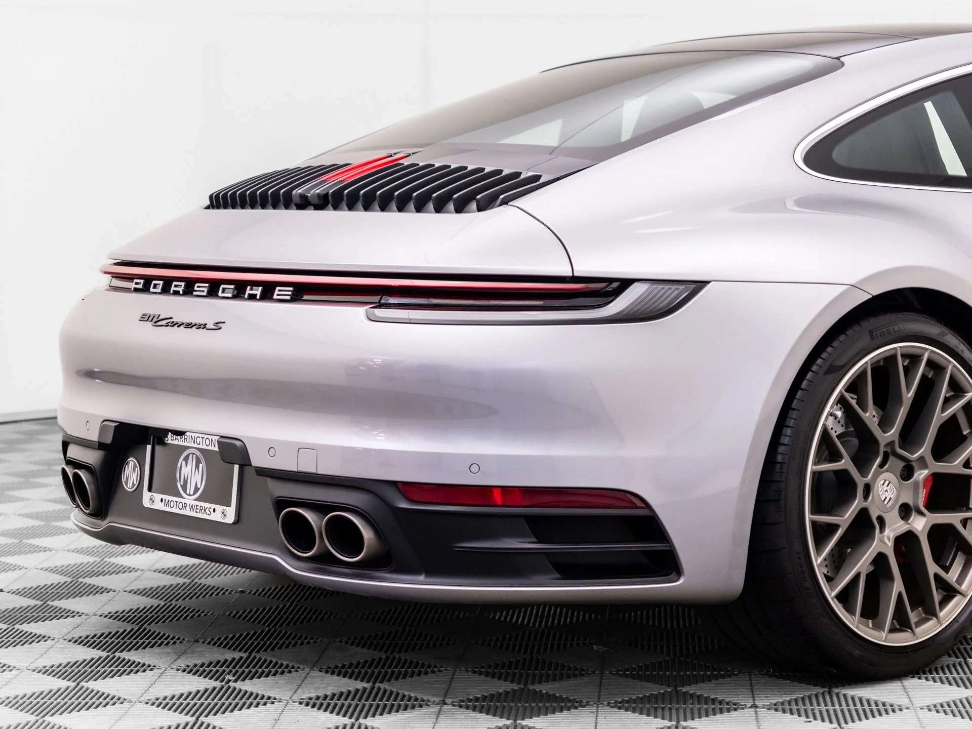 Used 2020 Silver Porsche Carrera S image 33