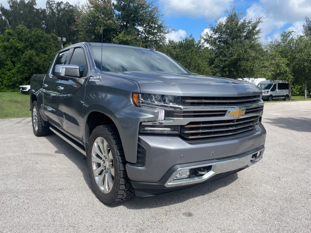 Certified Used 2022 Satin Steel Metallic Chevrolet High Country image 2