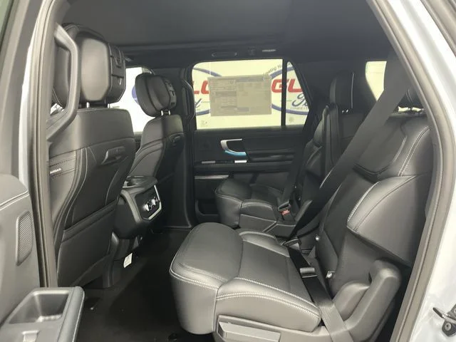 New 2027 Glacier Gray Metallic Tri-Coat Ford Platinum image 16