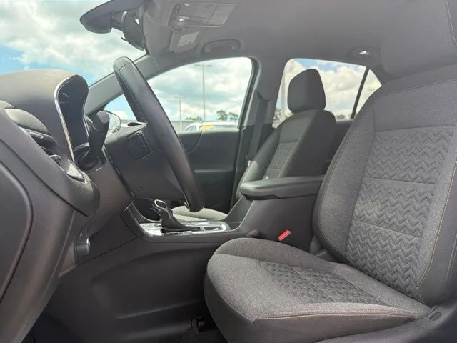 Used 2024 White Chevrolet LT image 11