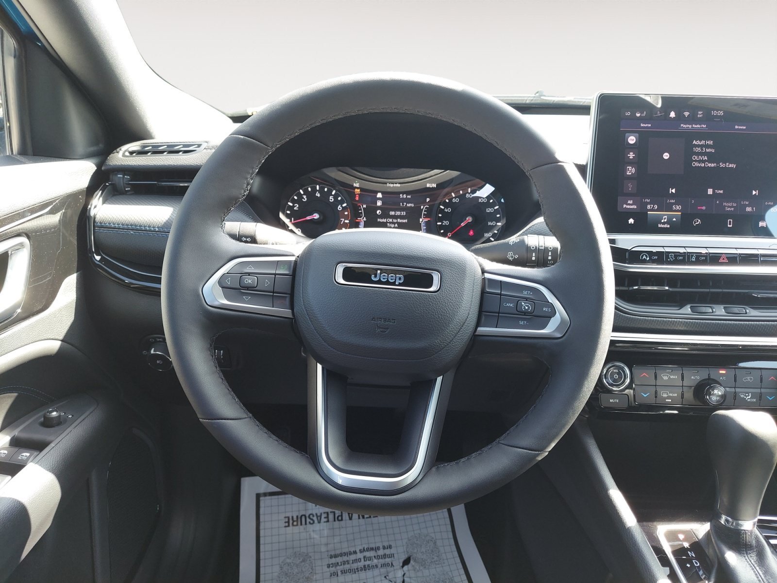 New 2026 Hydro Blue Pearlcoat Jeep Latitude Altitude image 13