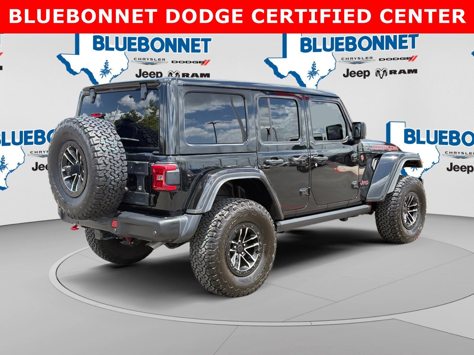 Used 2024 Black Clearcoat Jeep Rubicon X image 5