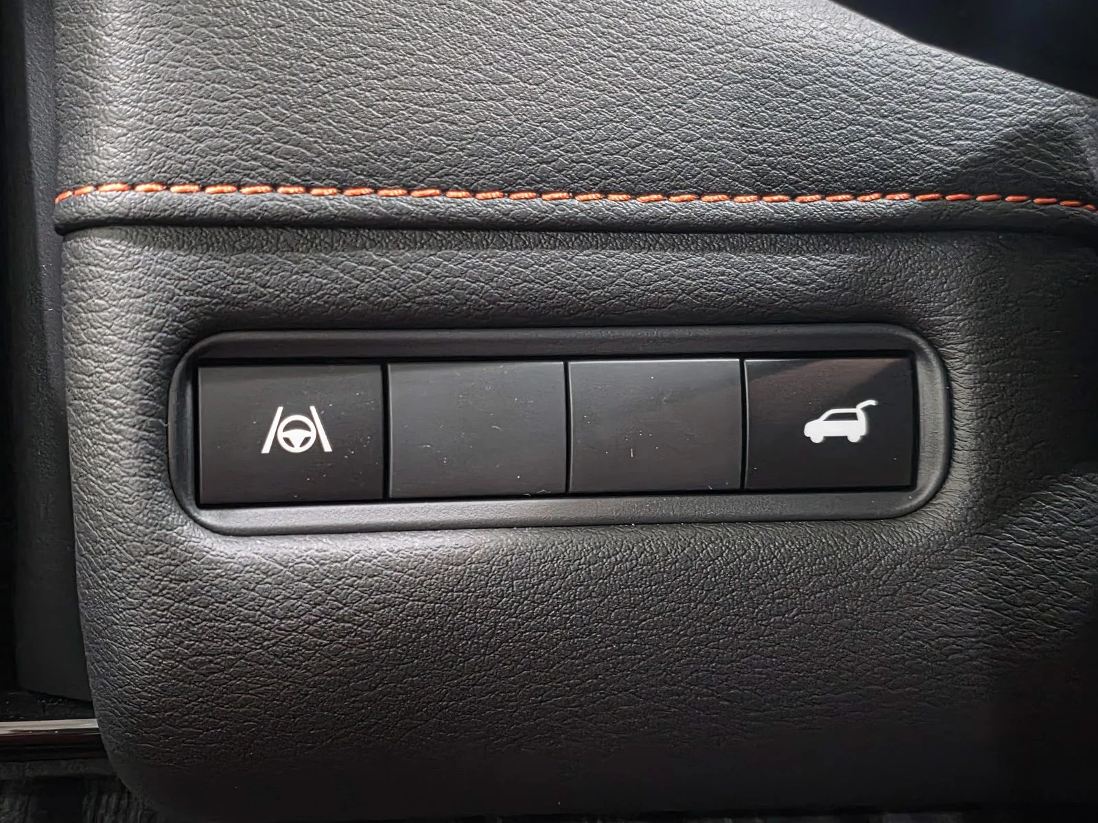 2026 Nissan Armada PRO-4X - Photo 27