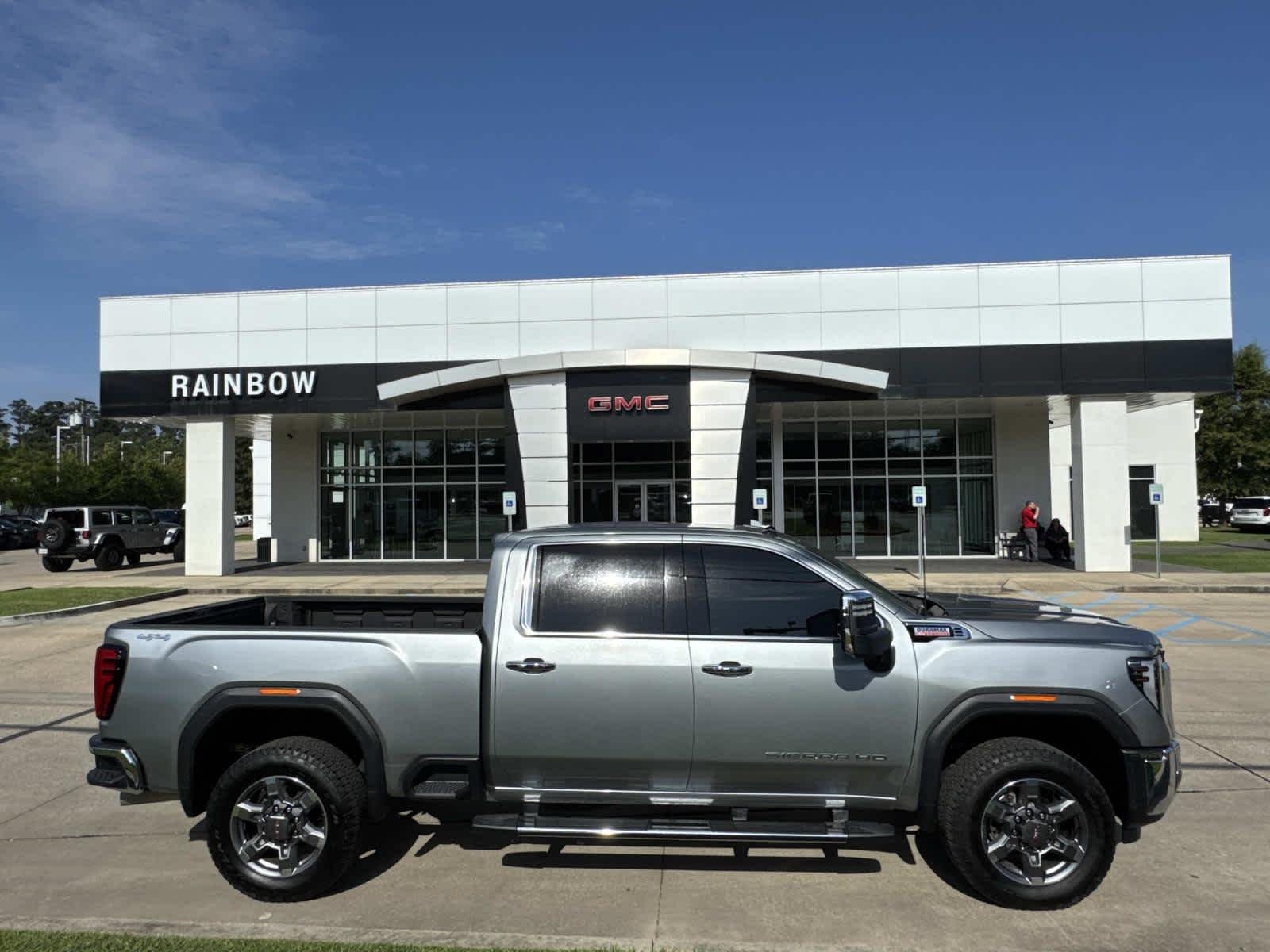2026 GMC Sierra 4WD Crew Cab Standard Box SLT's photo