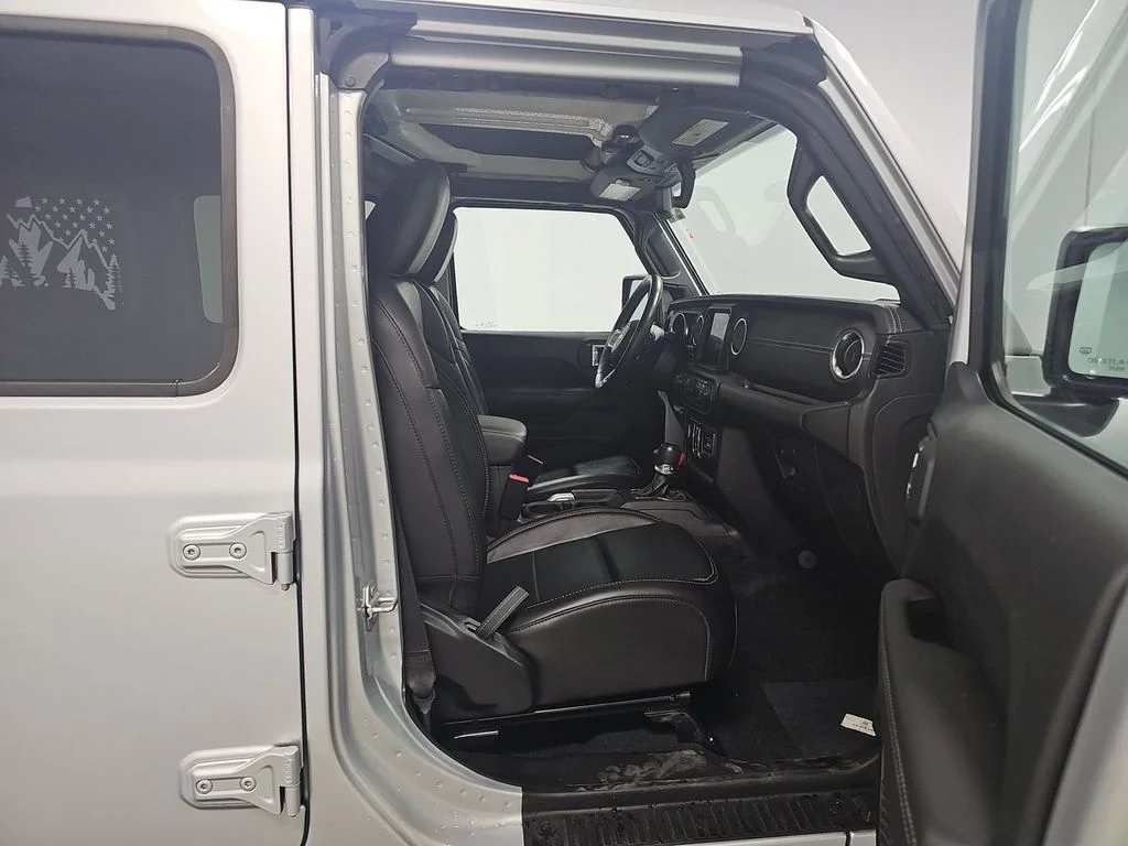 Used 2023 Silver Jeep Sahara 4xe image 5