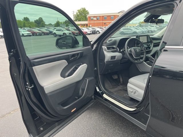 Used 2024 Black Toyota LE image 5