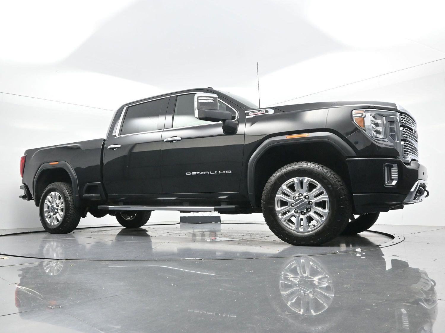 Used 2020 Onyx Black GMC Denali image 45