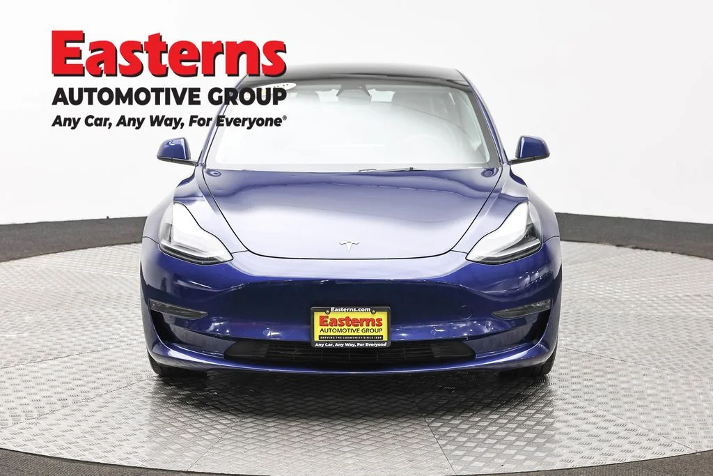 Used 2022 Blue Tesla Long Range image 2