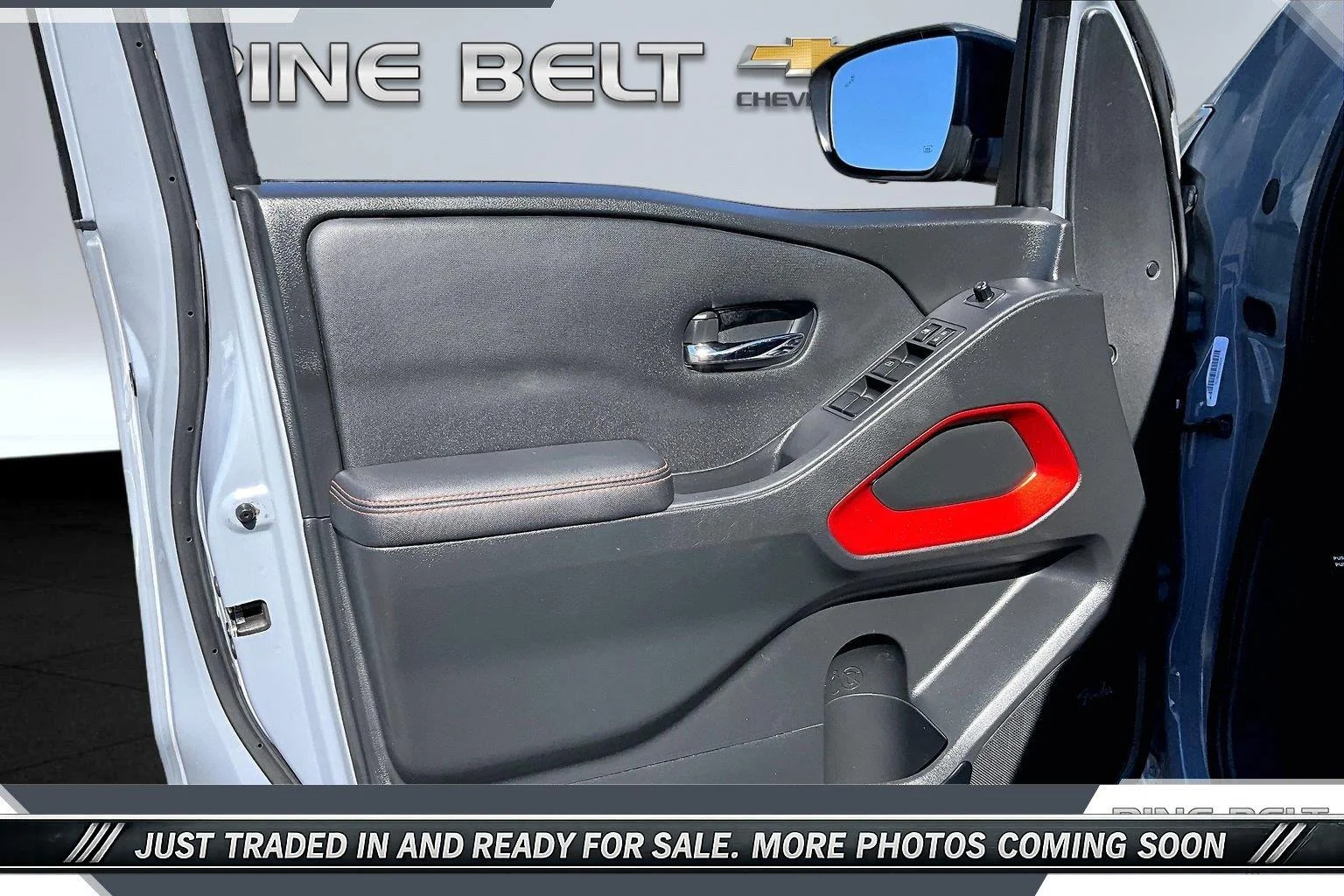 Used 2024 Boulder Gray Pearl Nissan PRO-4X image 18
