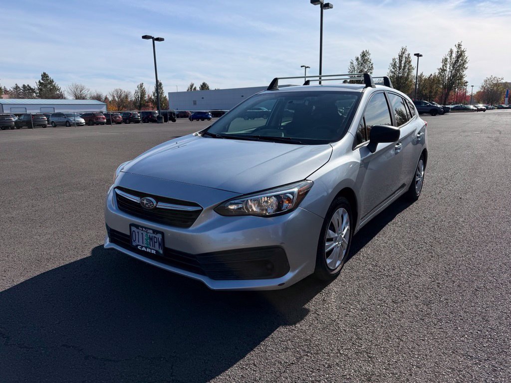 Used 2020 Ice Silver Metallic Subaru Base image 3