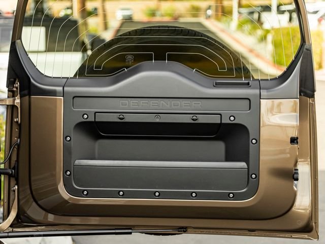 New 2026 Gondwana Stone Metallic Land Rover S image 30